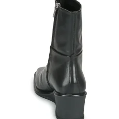 Vagabond Shoemakers - AINO