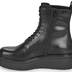 Vagabond Shoemakers - TARA
