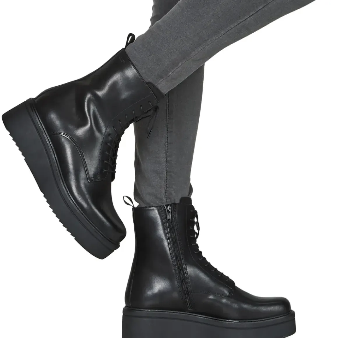 Vagabond Shoemakers - TARA