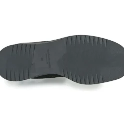 Vagabond Shoemakers - TARA