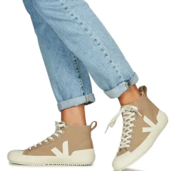 Veja - NOVA HIGH CANVAS