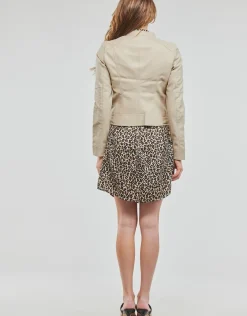 Vero Moda - VMLOVE LAVINE SHORT COATED JACKET